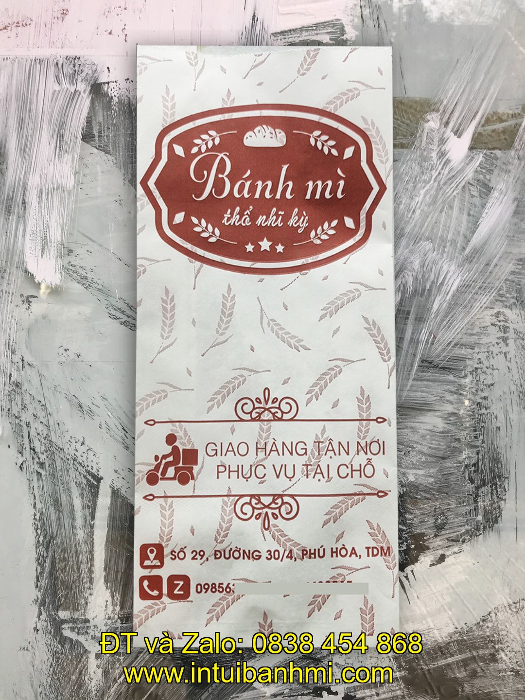 Đặt các loại bao bì giấy chứa đựng bánh mì ở đâu thì chất lượng?